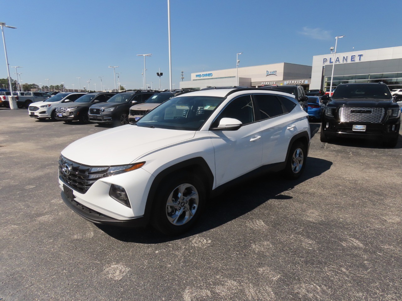 2022 Hyundai Tucson photo 2 of 30