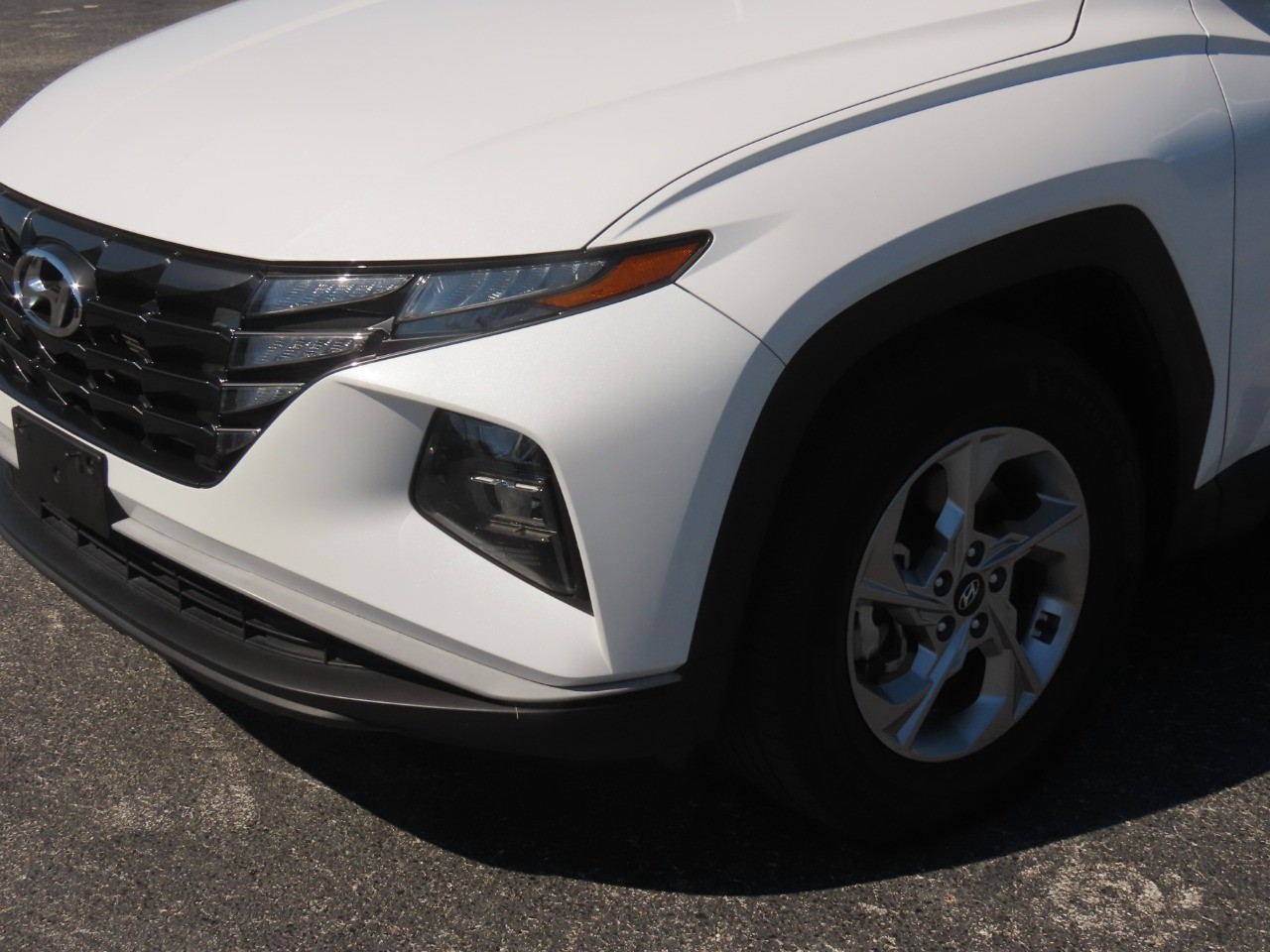 2022 Hyundai Tucson photo 3 of 30