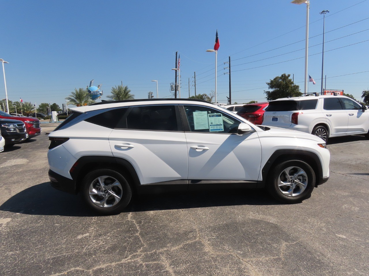2022 Hyundai Tucson photo 8 of 30
