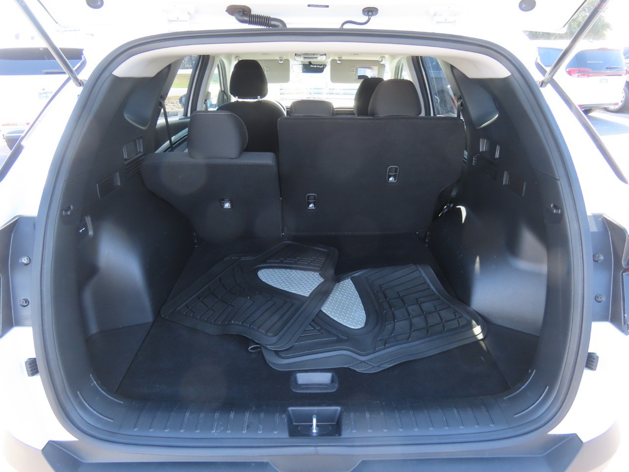 2022 Hyundai Tucson photo 12 of 30