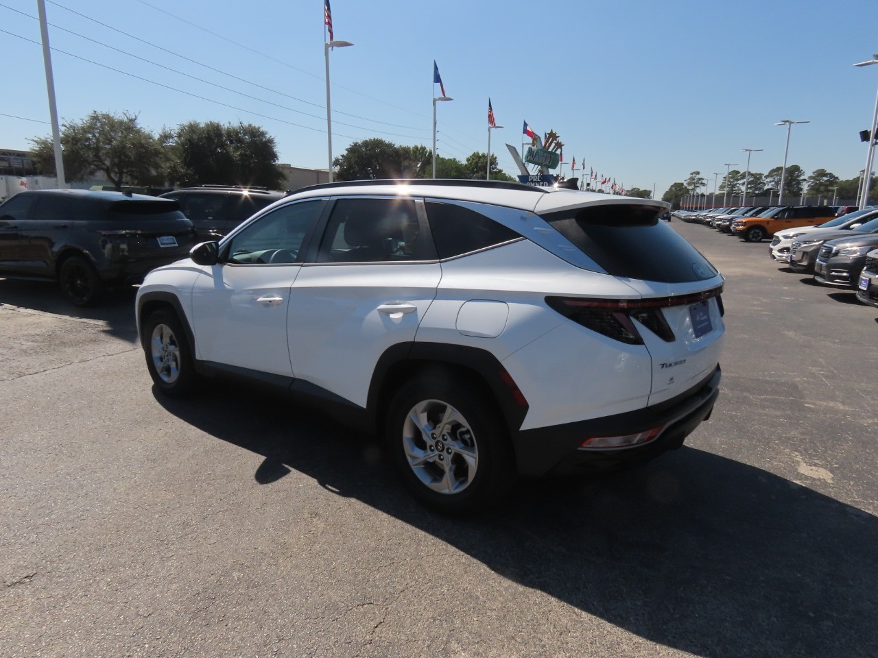 2022 Hyundai Tucson photo 14 of 30
