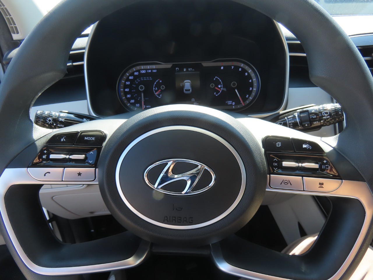 2022 Hyundai Tucson photo 25 of 30