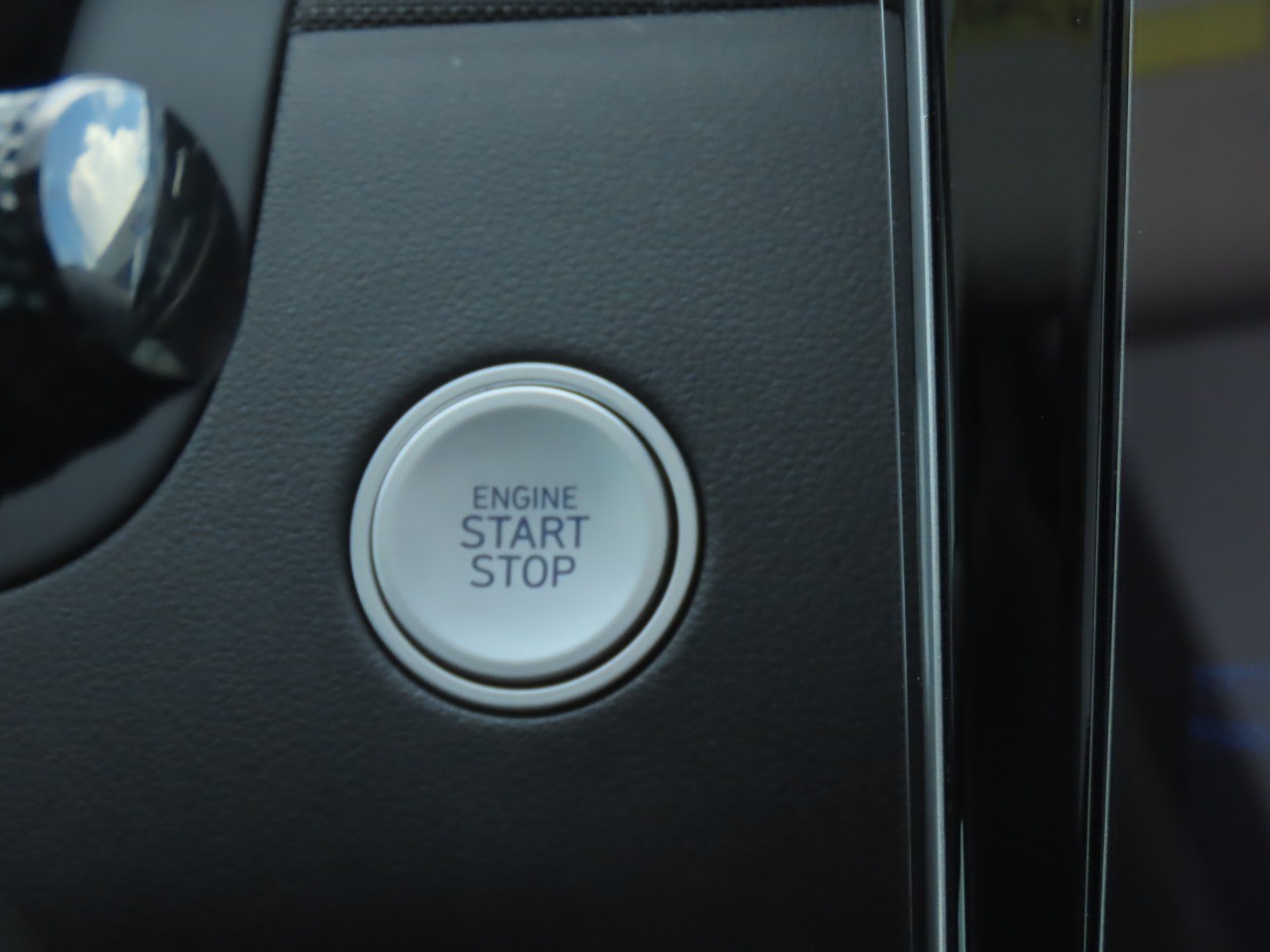 2024 Hyundai Tucson photo 30 of 33