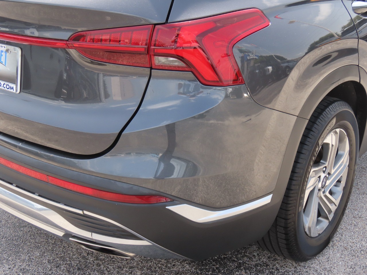 2021 Hyundai Santa Fe SEL - 10