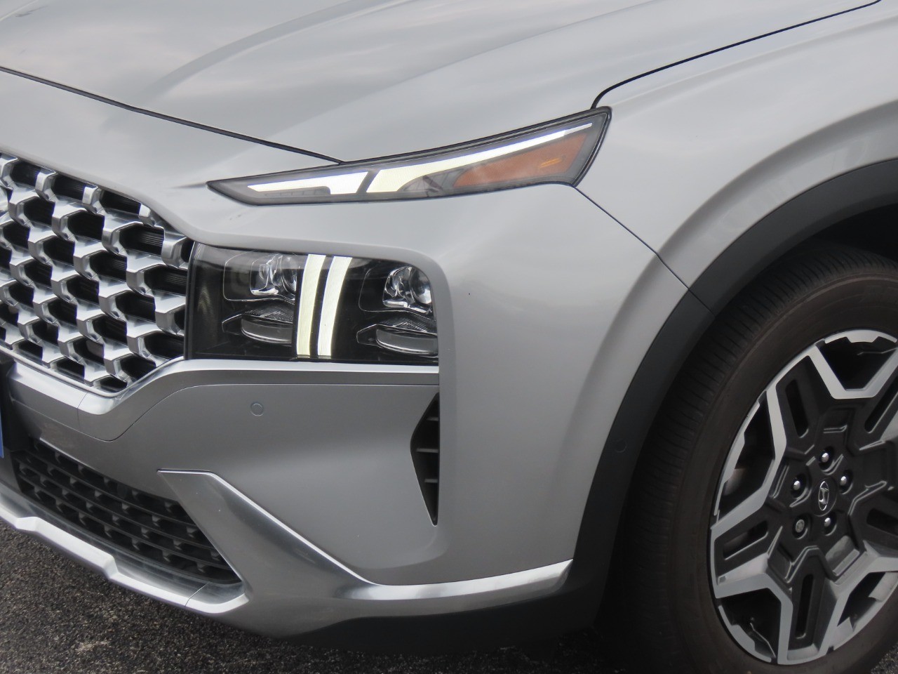 2023 Hyundai Santa Fe Limited - 2