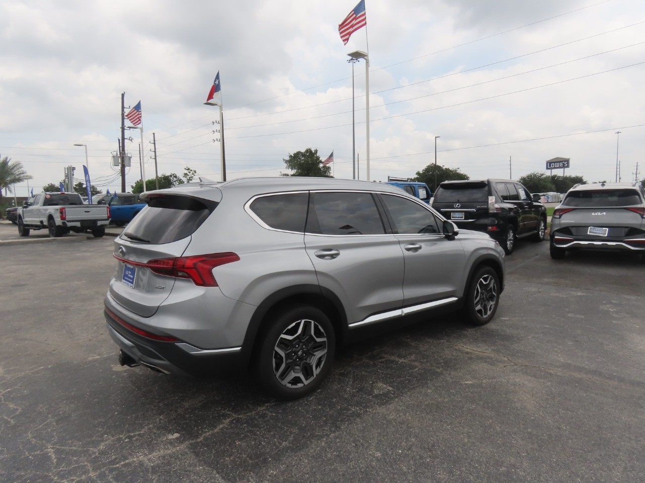 2023 Hyundai Santa Fe Limited - 8