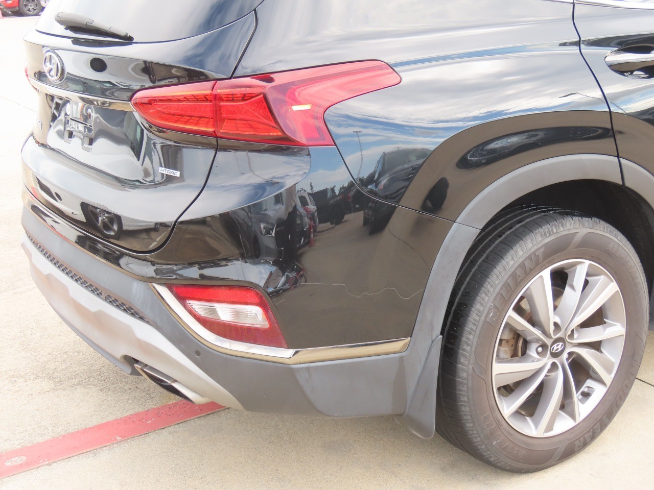 2020 Hyundai Santa Fe Limited - 11