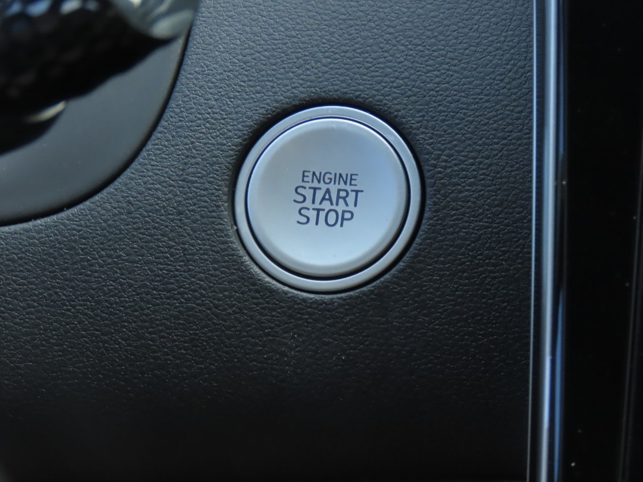2024 Hyundai Santa Cruz photo 25 of 28