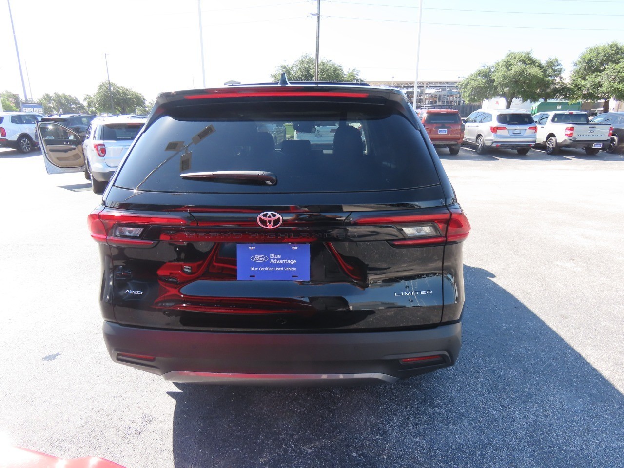 2025 Toyota Grand Highlander Limited - 10