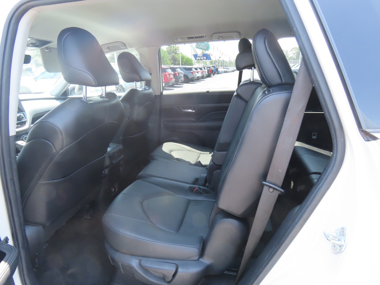2024 Toyota Grand Highlander photo 21 of 34