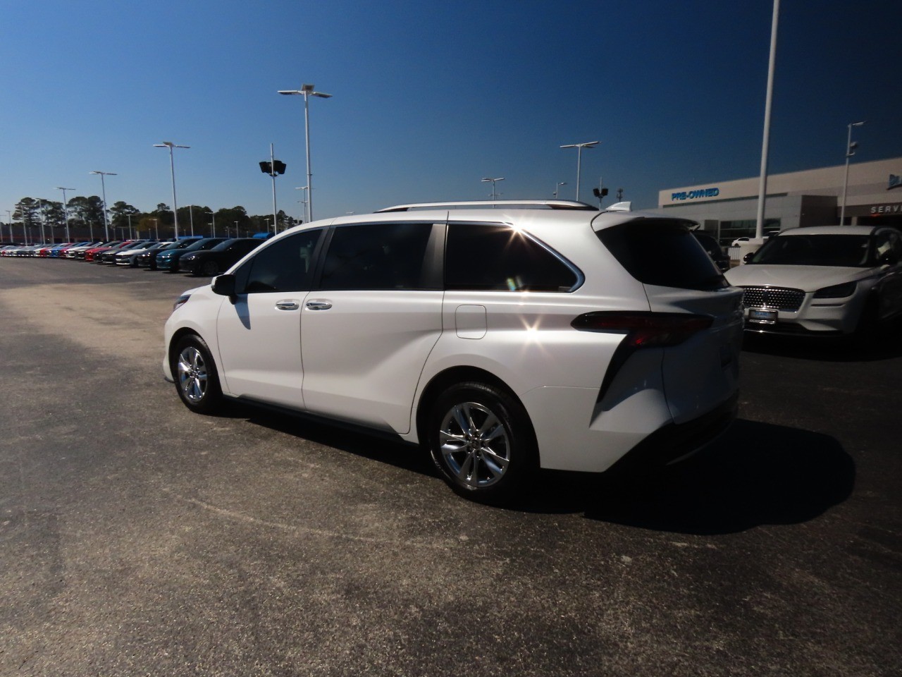 used 2023 Toyota Sienna car, priced at $42,999