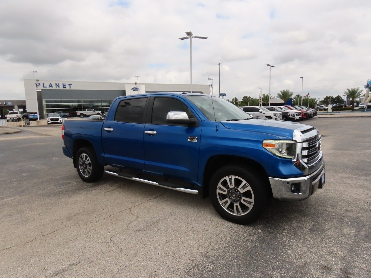 used 2018 Toyota TUNDRA 4WD car, priced at $27,999