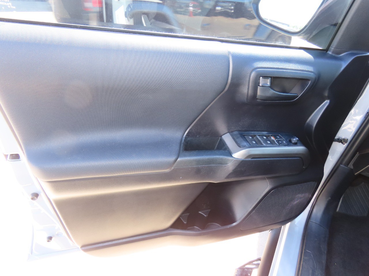 used 2021 Toyota Tacoma 4WD car, priced at $26,999