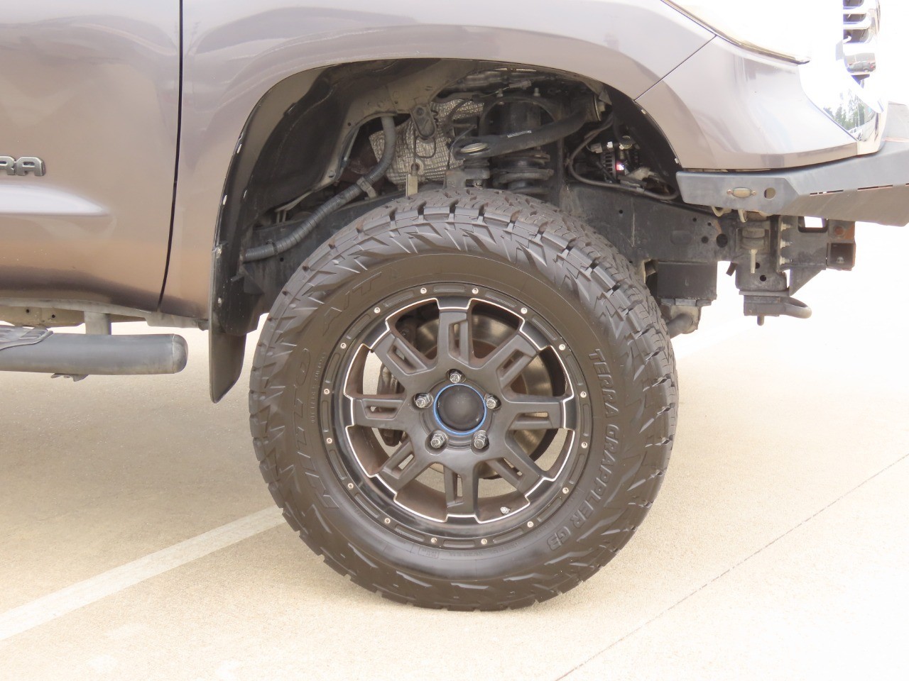 2016 Toyota Tundra 4WD Truck SR5 - 8
