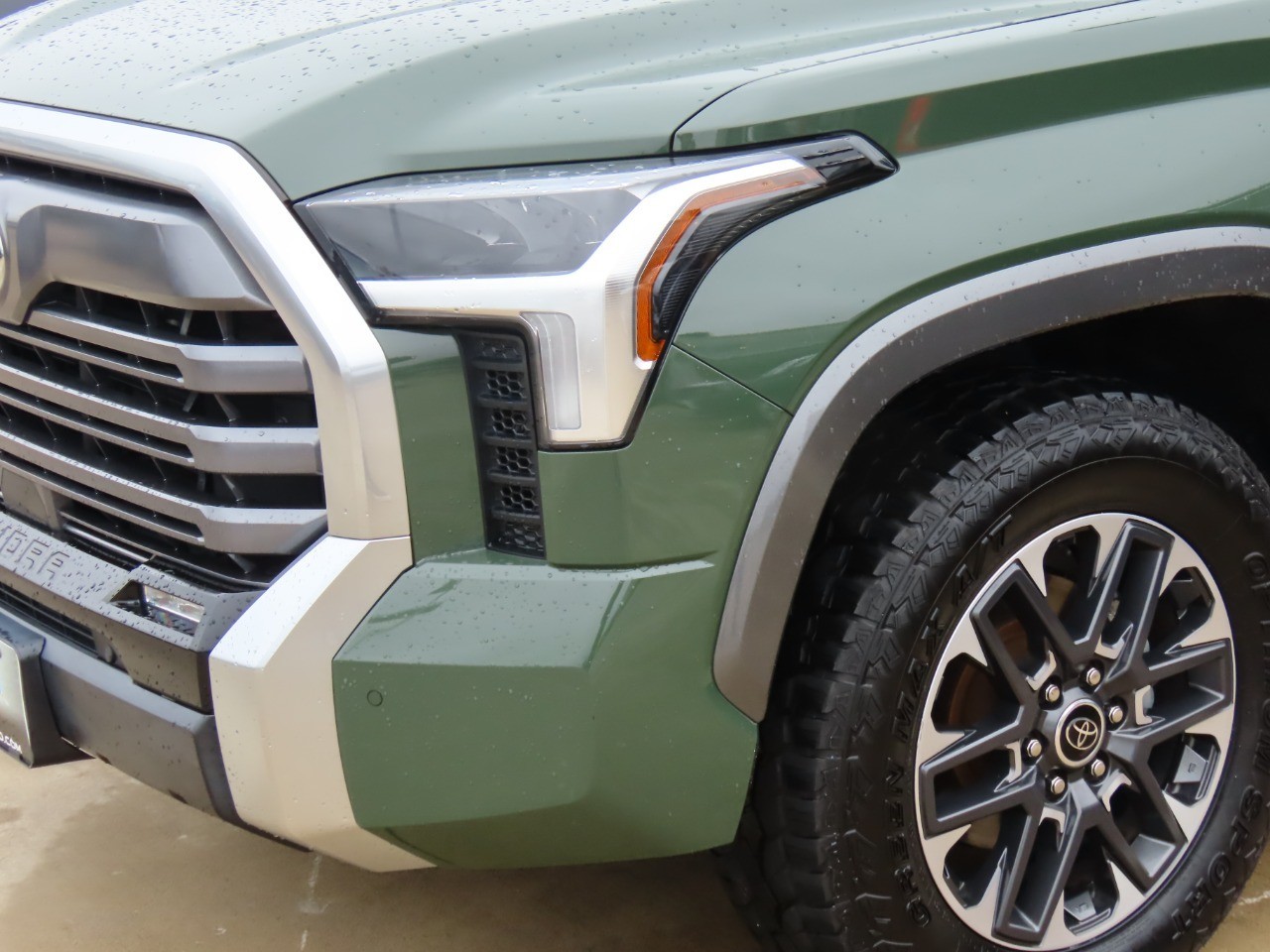 2022 Toyota Tundra 2WD Limited - 2