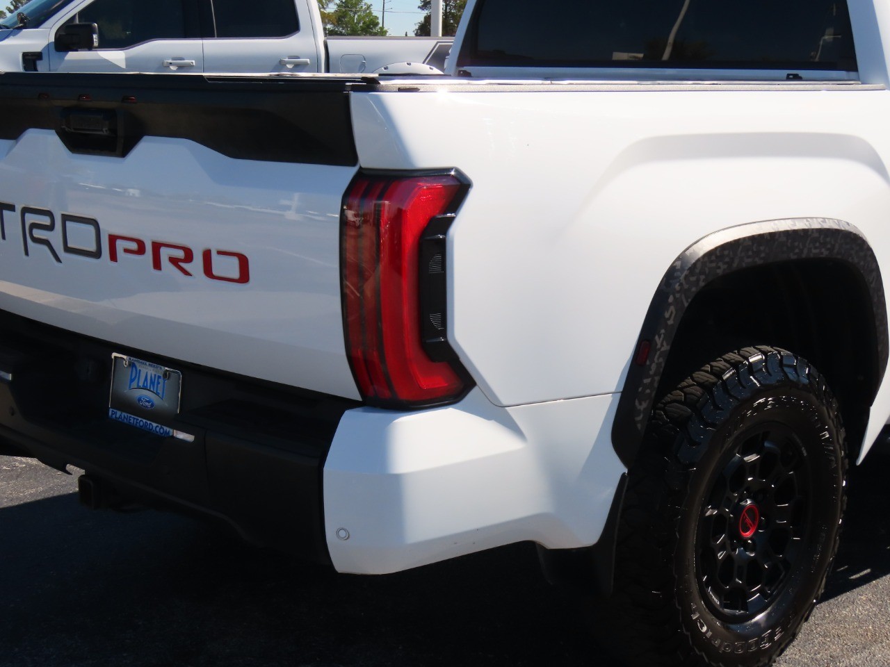 2022 Toyota TUNDRA 4WD TRD Pro Hybrid - 11