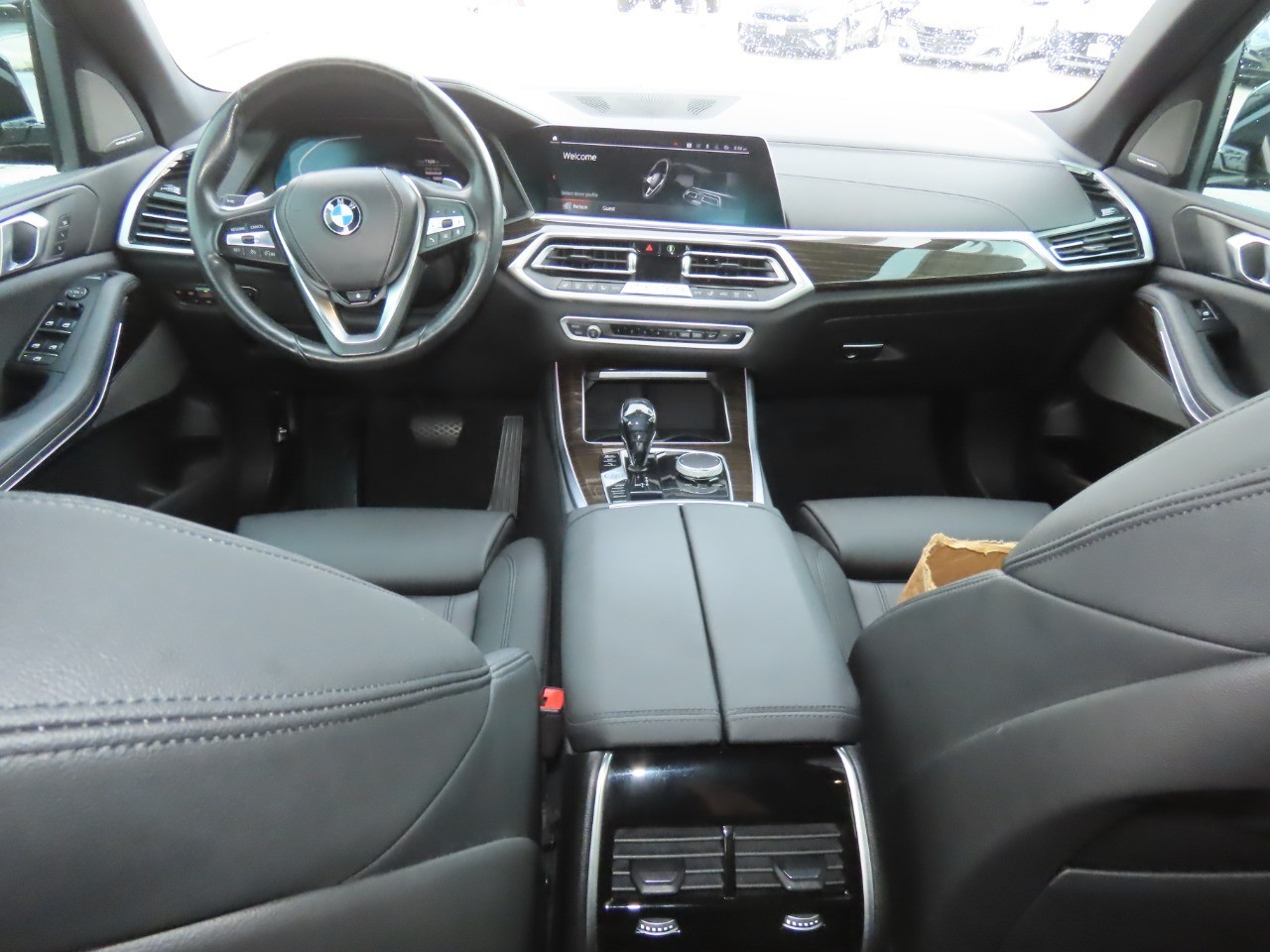 2021 BMW X5 photo 24 of 26