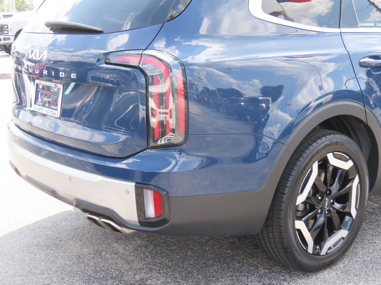 2023 Kia Telluride EX - 11