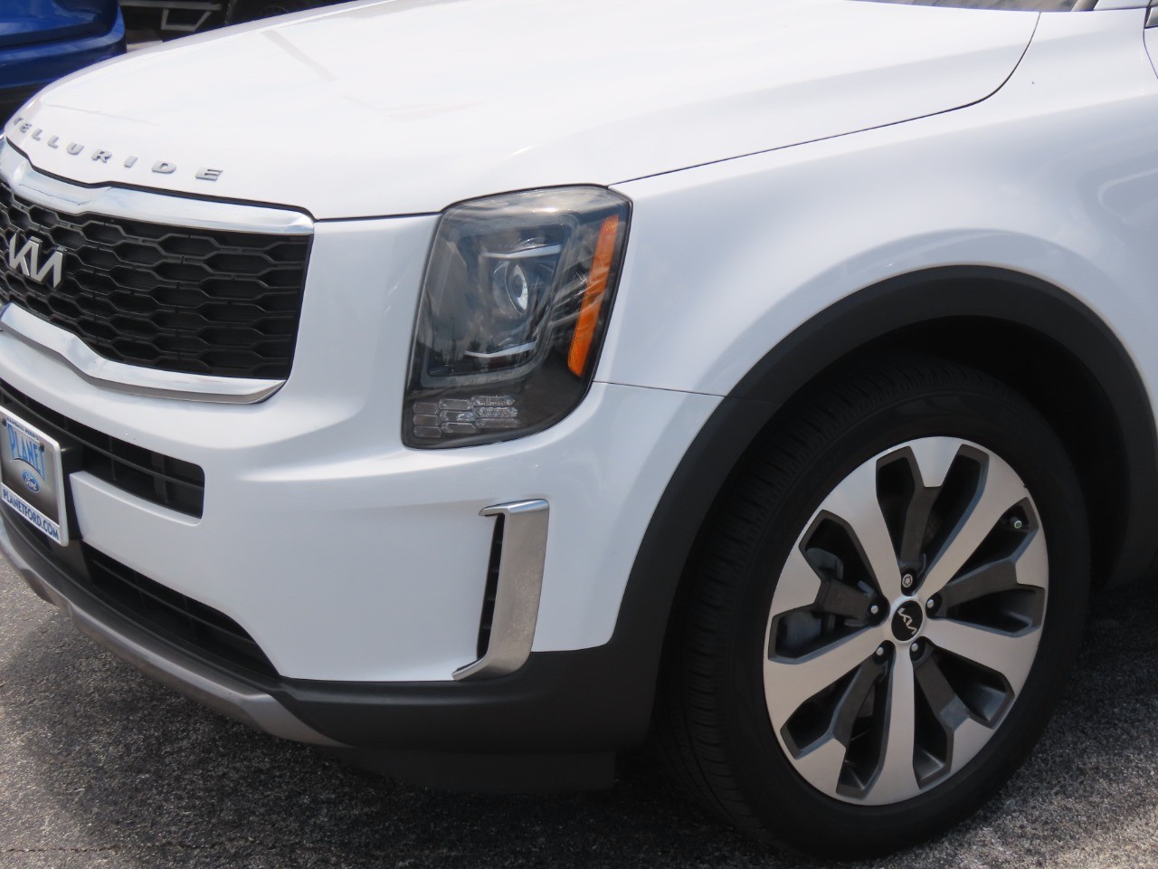 2022 Kia Telluride S - 2