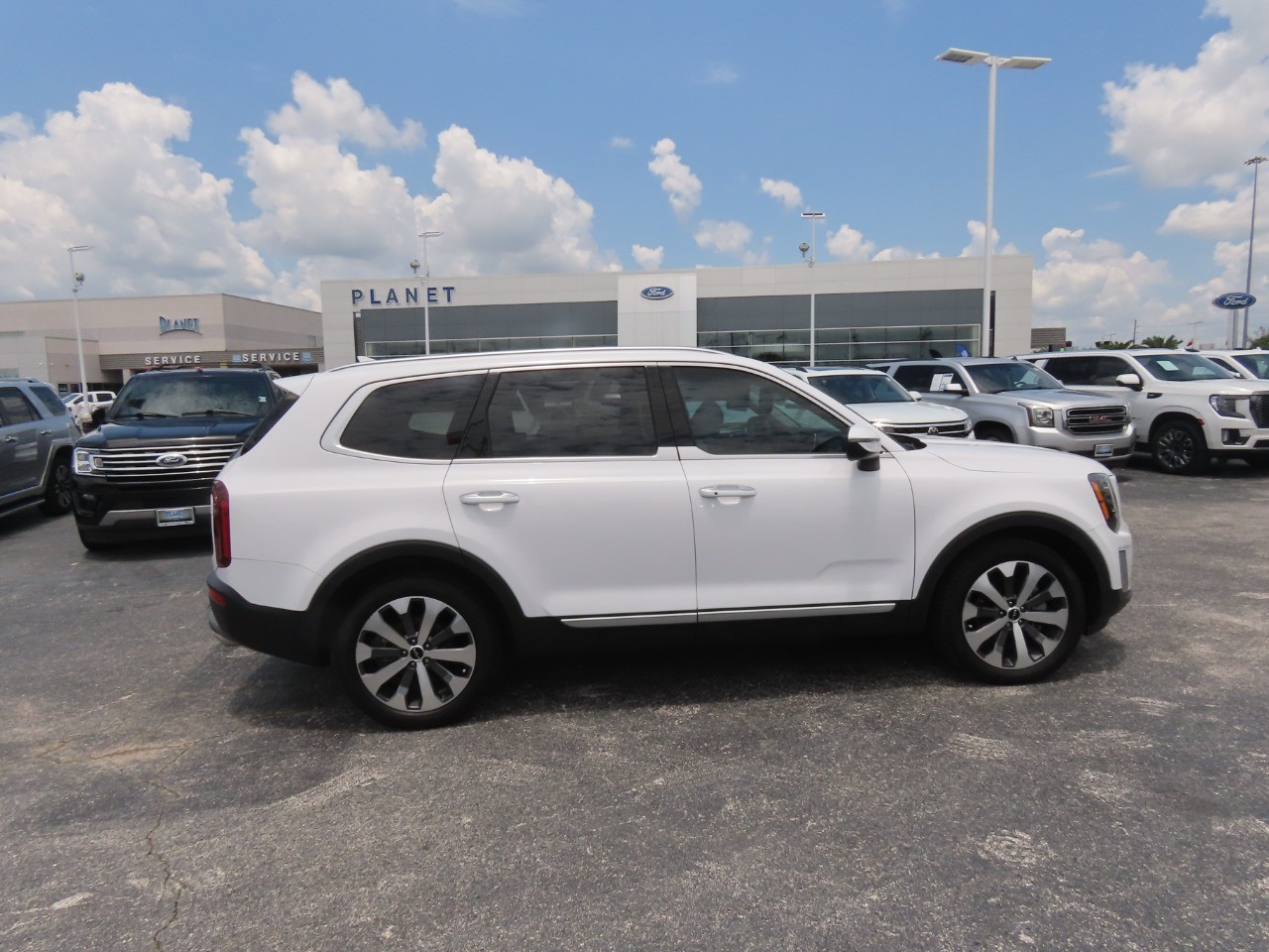 2022 Kia Telluride S - 9