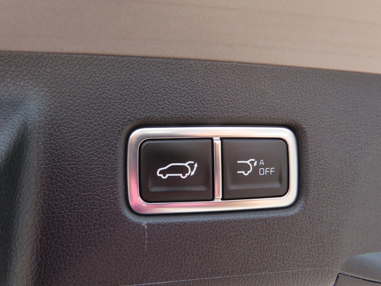 2025 Kia Sorento photo 13 of 30