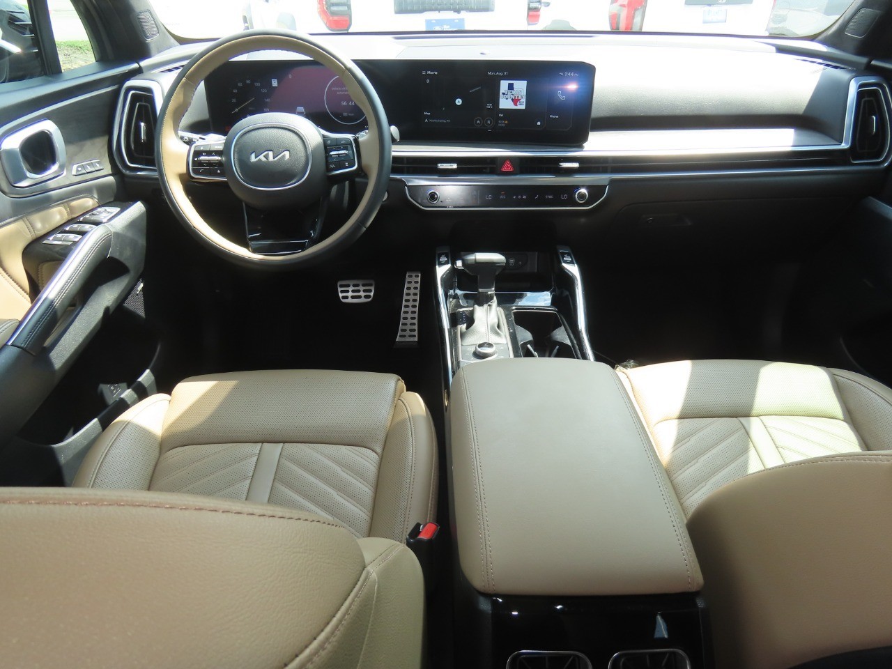 2025 Kia Sorento photo 22 of 30