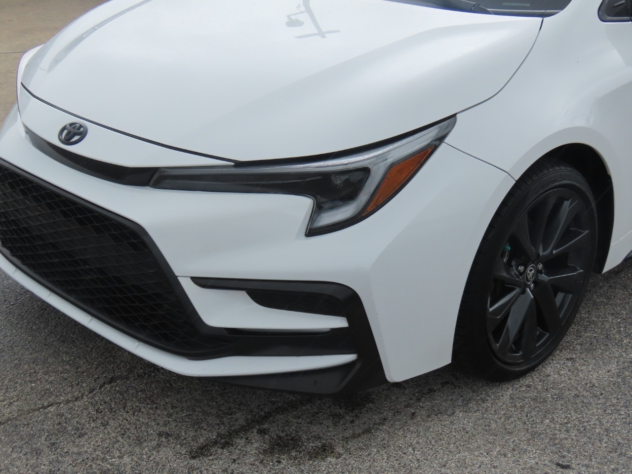 2023 Toyota Corolla SE - 2