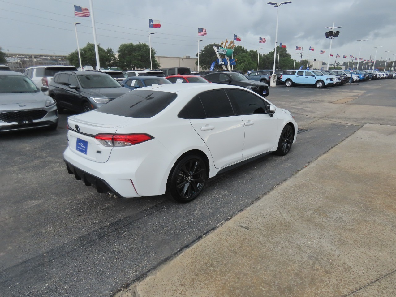 2023 Toyota Corolla SE - 7