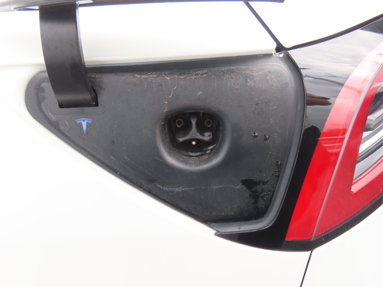 used 2023 Tesla Model 3 car, priced at $26,999