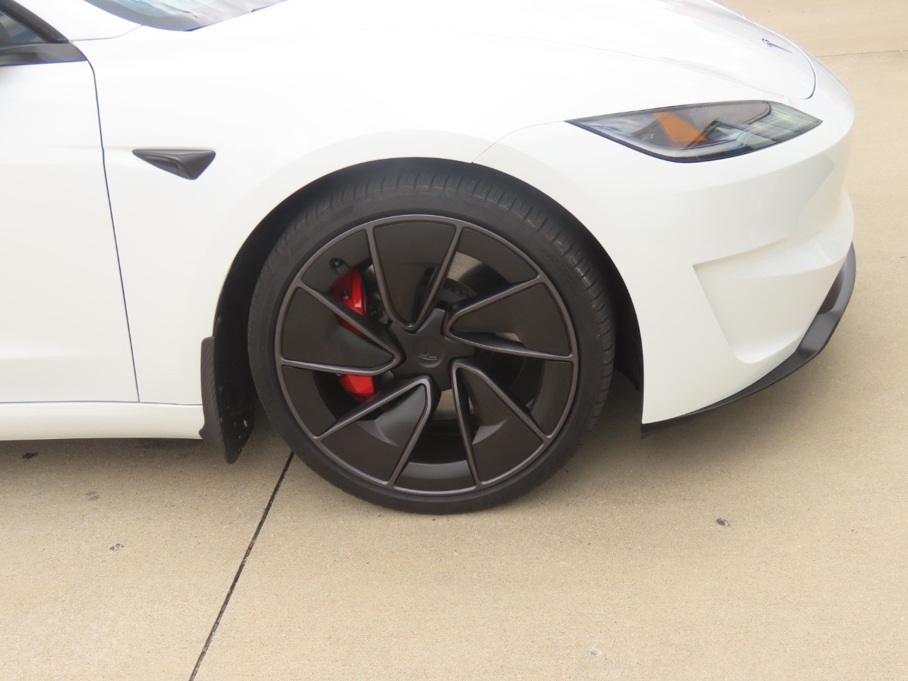 2025 Tesla Model 3 Performance - 8