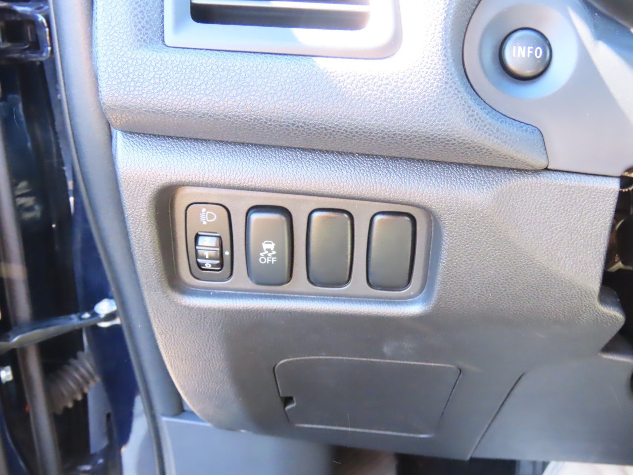 used 2012 Mitsubishi Outlander Sport car, priced at $7,999