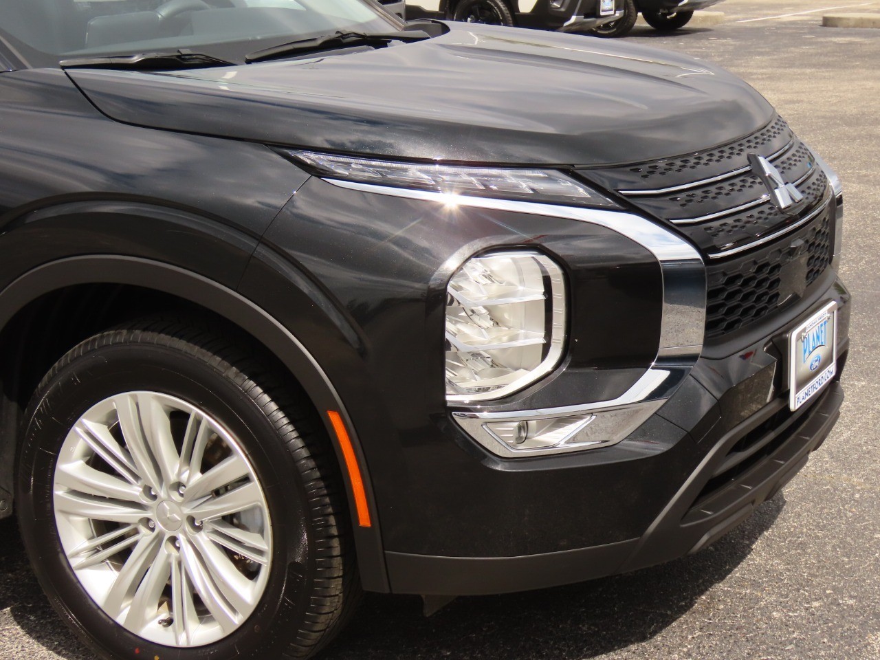 used 2024 Mitsubishi Outlander car, priced at $20,999