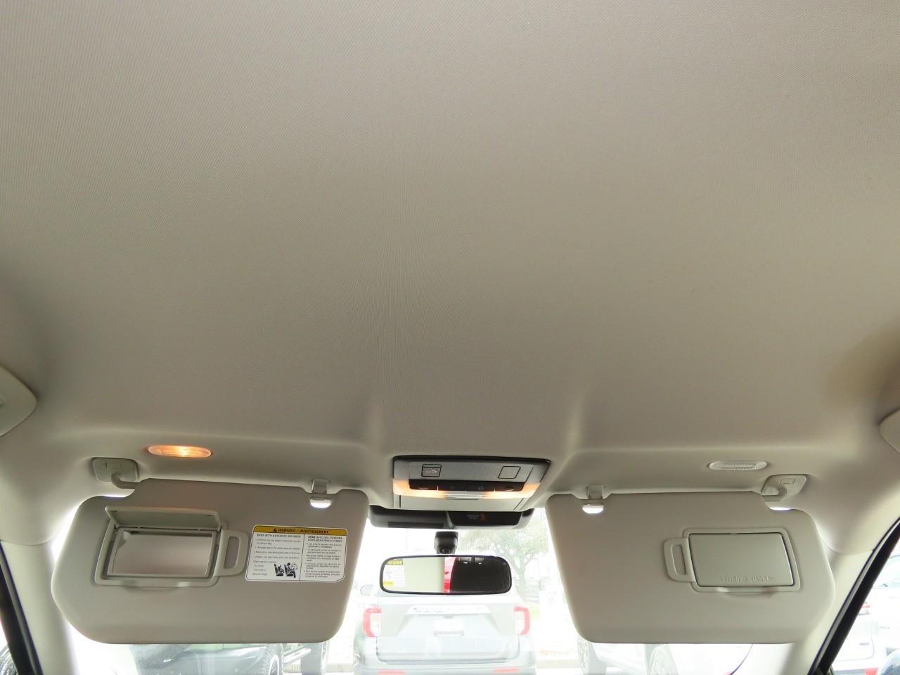 used 2024 Mitsubishi Outlander car, priced at $20,999