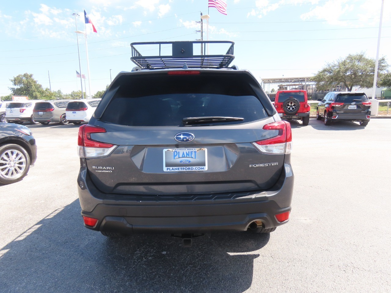 2022 Subaru Forester photo 13 of 32