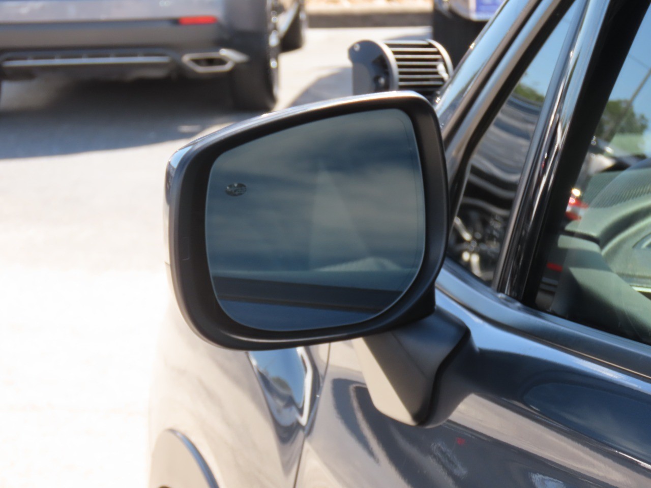 2022 Subaru Forester photo 18 of 32