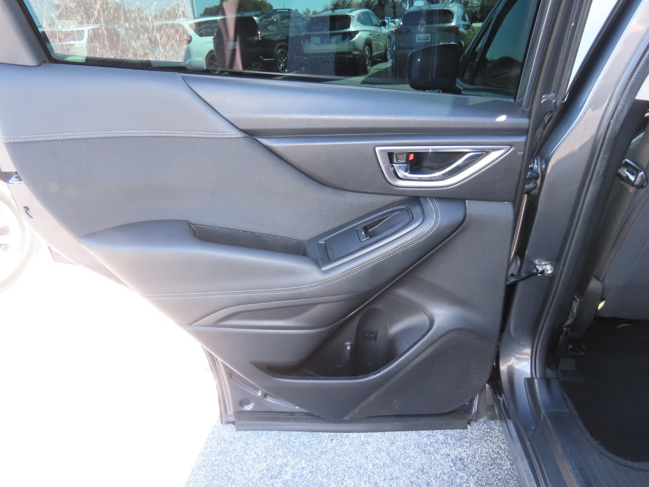 2022 Subaru Forester photo 19 of 32