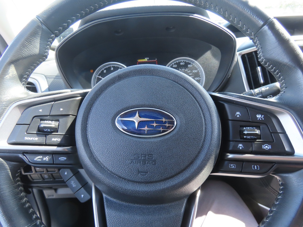 2022 Subaru Forester photo 27 of 32