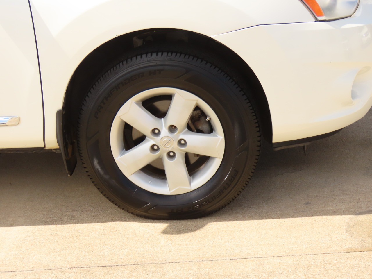 used 2013 Nissan Rogue car