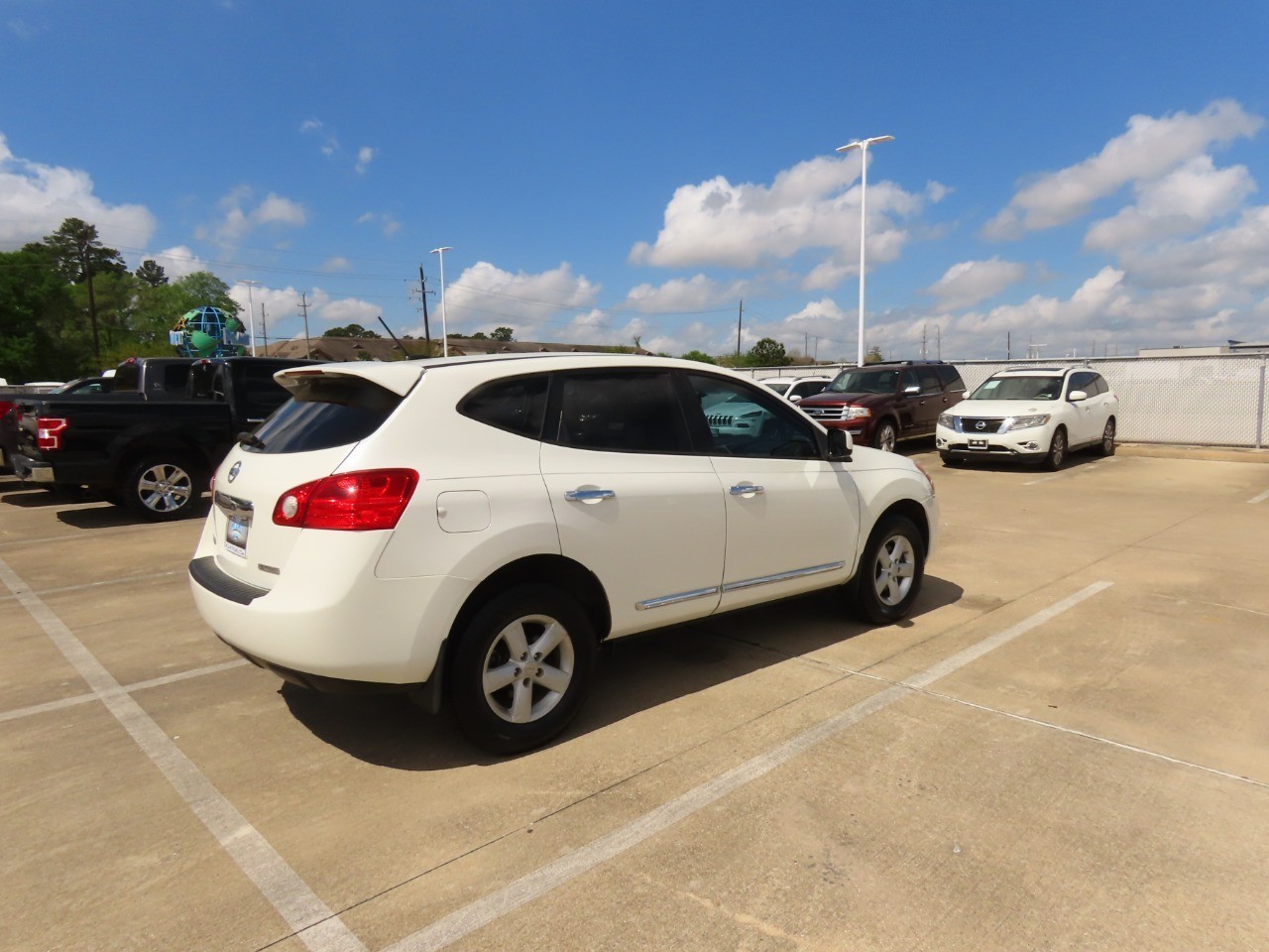 used 2013 Nissan Rogue car