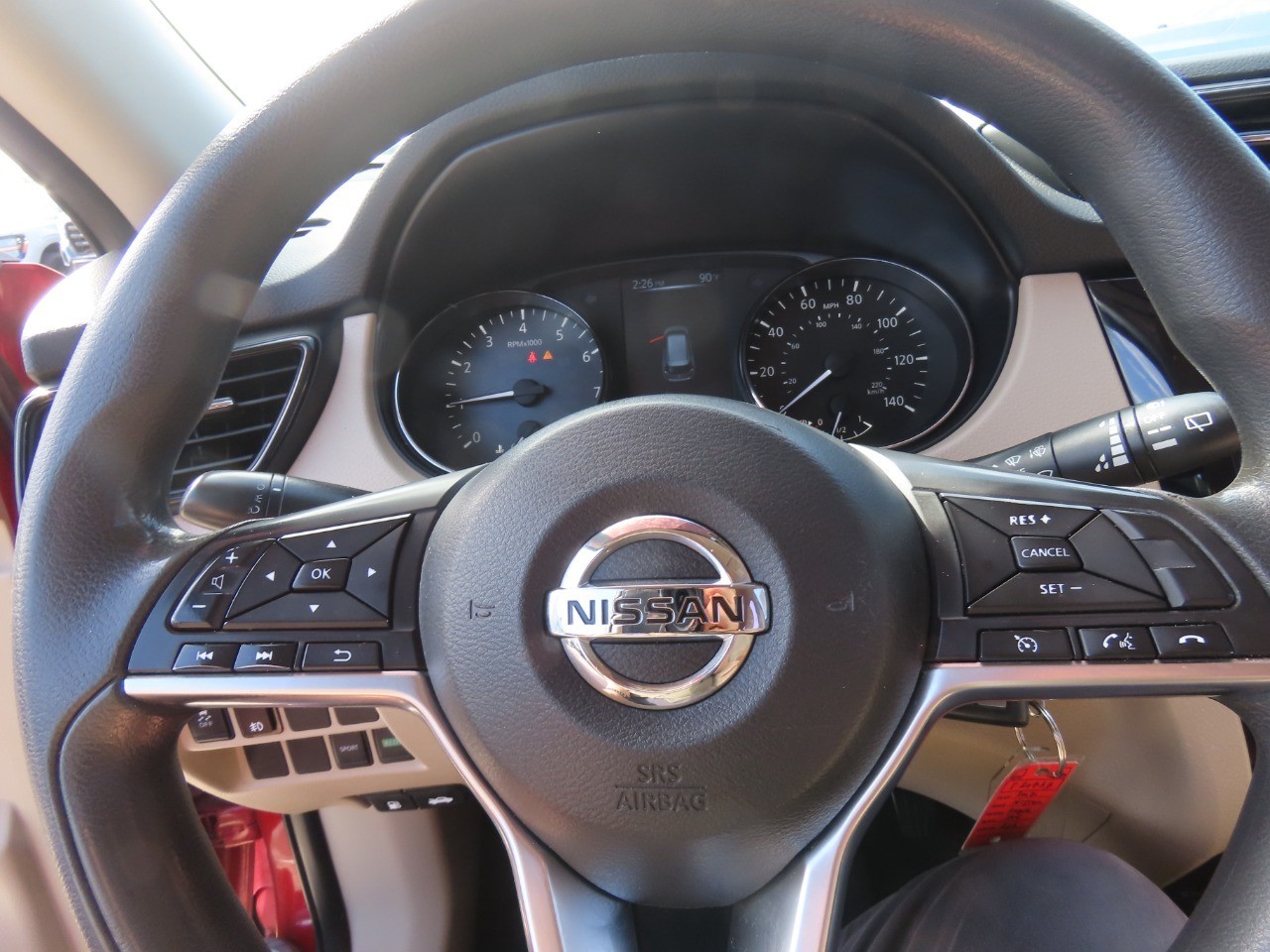 2017 Nissan Rogue photo 26 of 30