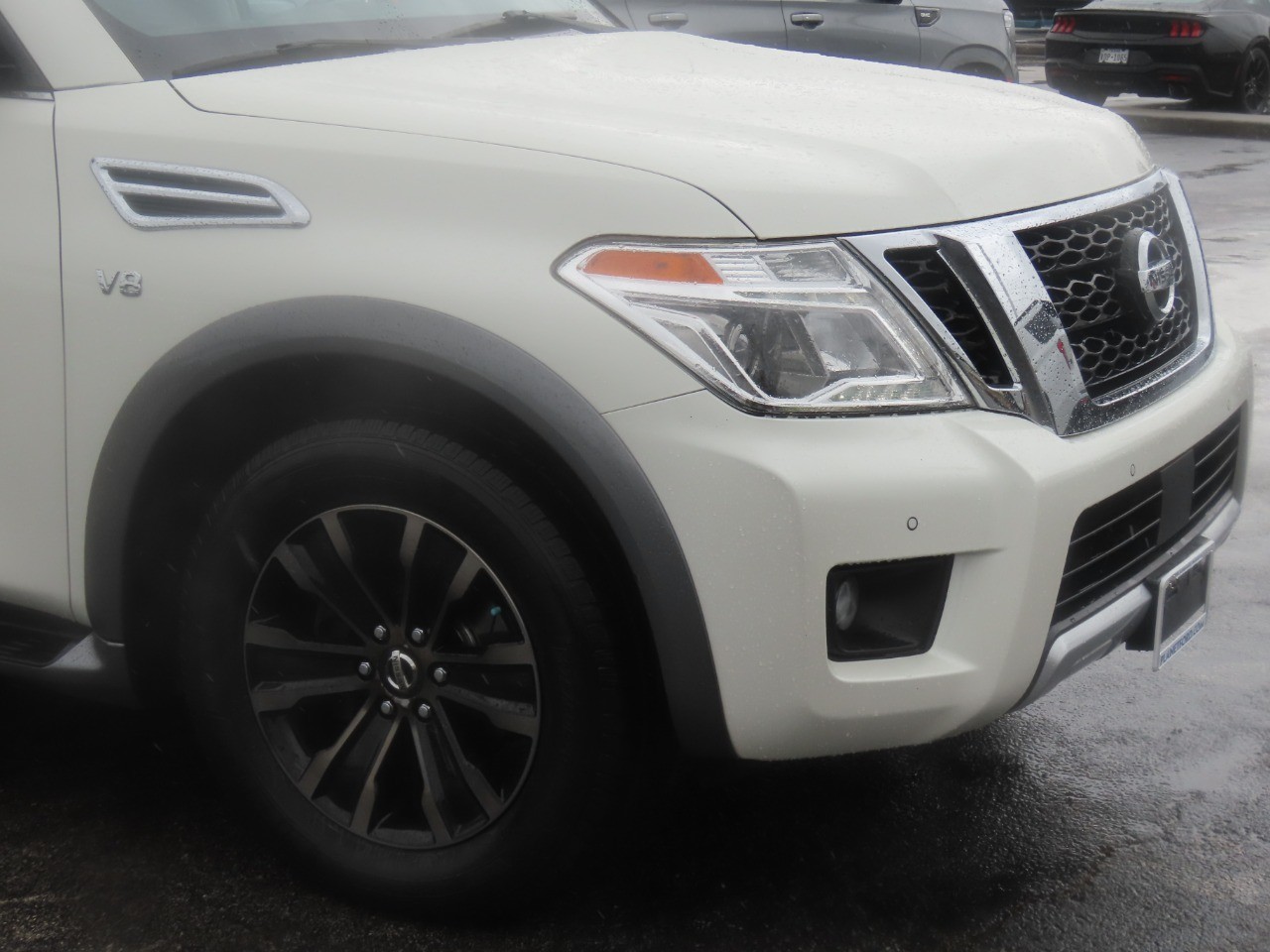 2018 Nissan Armada Platinum - 5