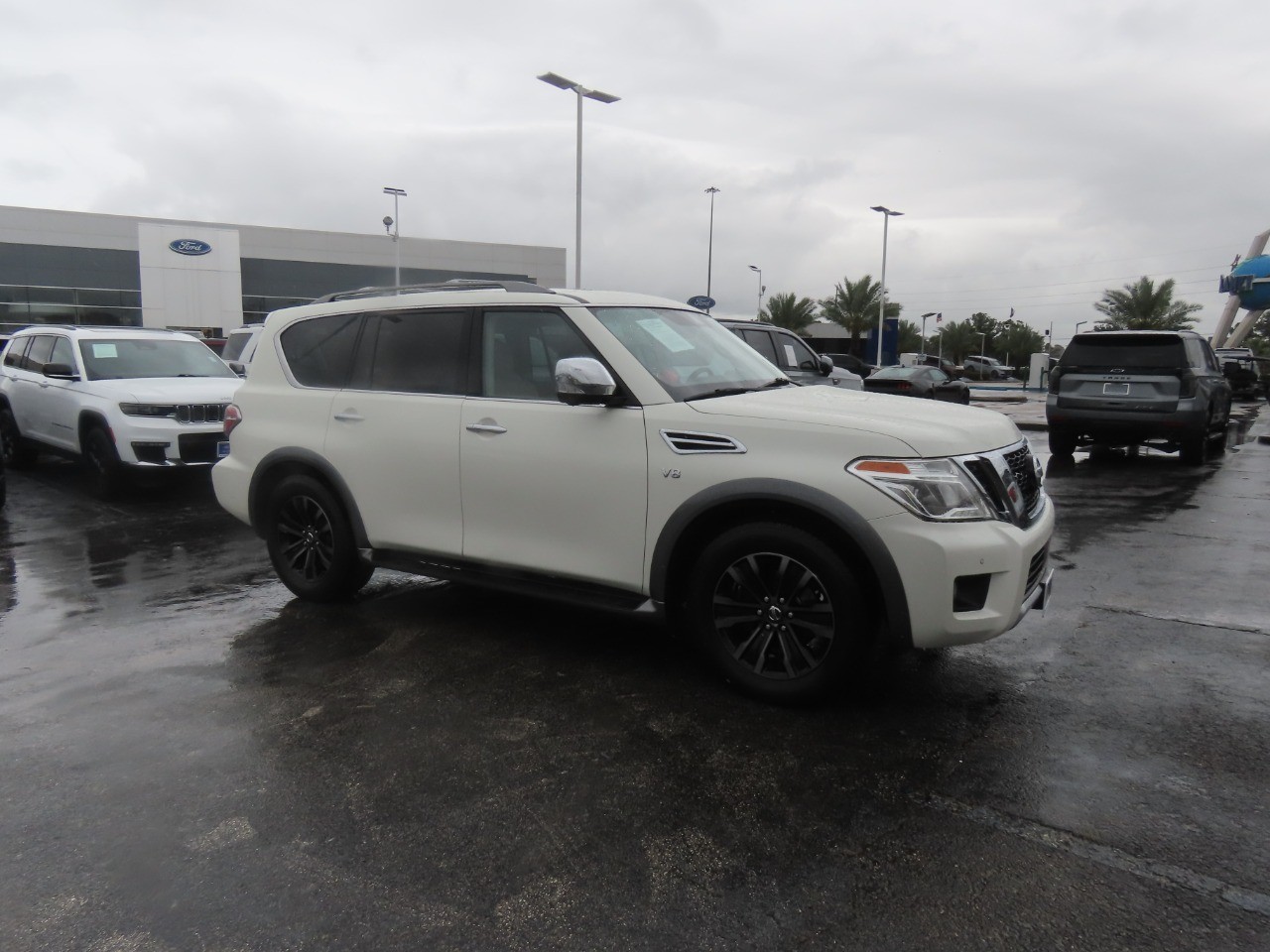 2018 Nissan Armada Platinum - 6
