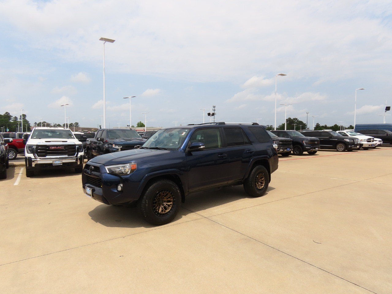 2019 Toyota 4Runner Limited 2WD (Natl) photo