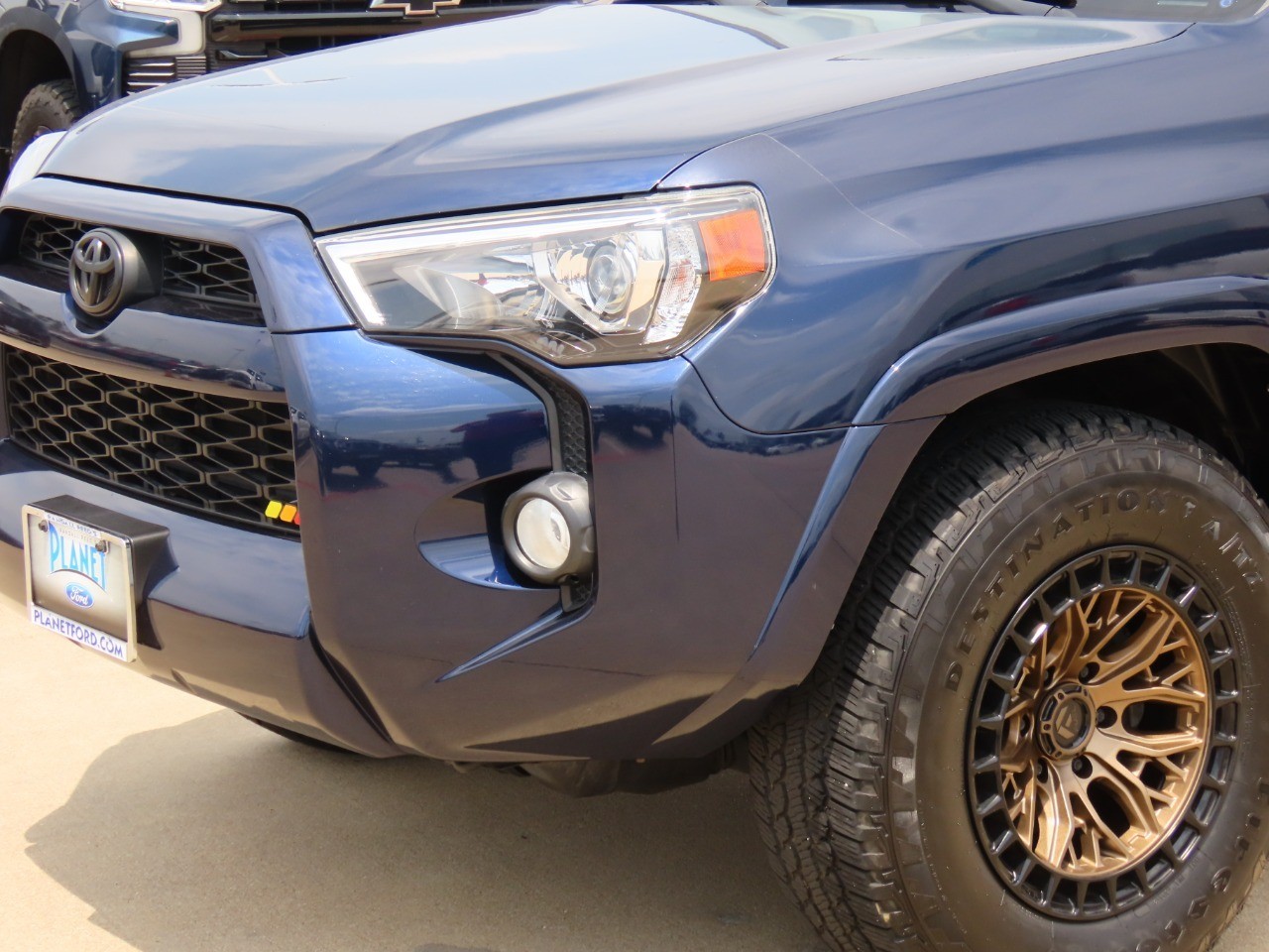 2019 Toyota 4Runner Limited 2WD (Natl) photo