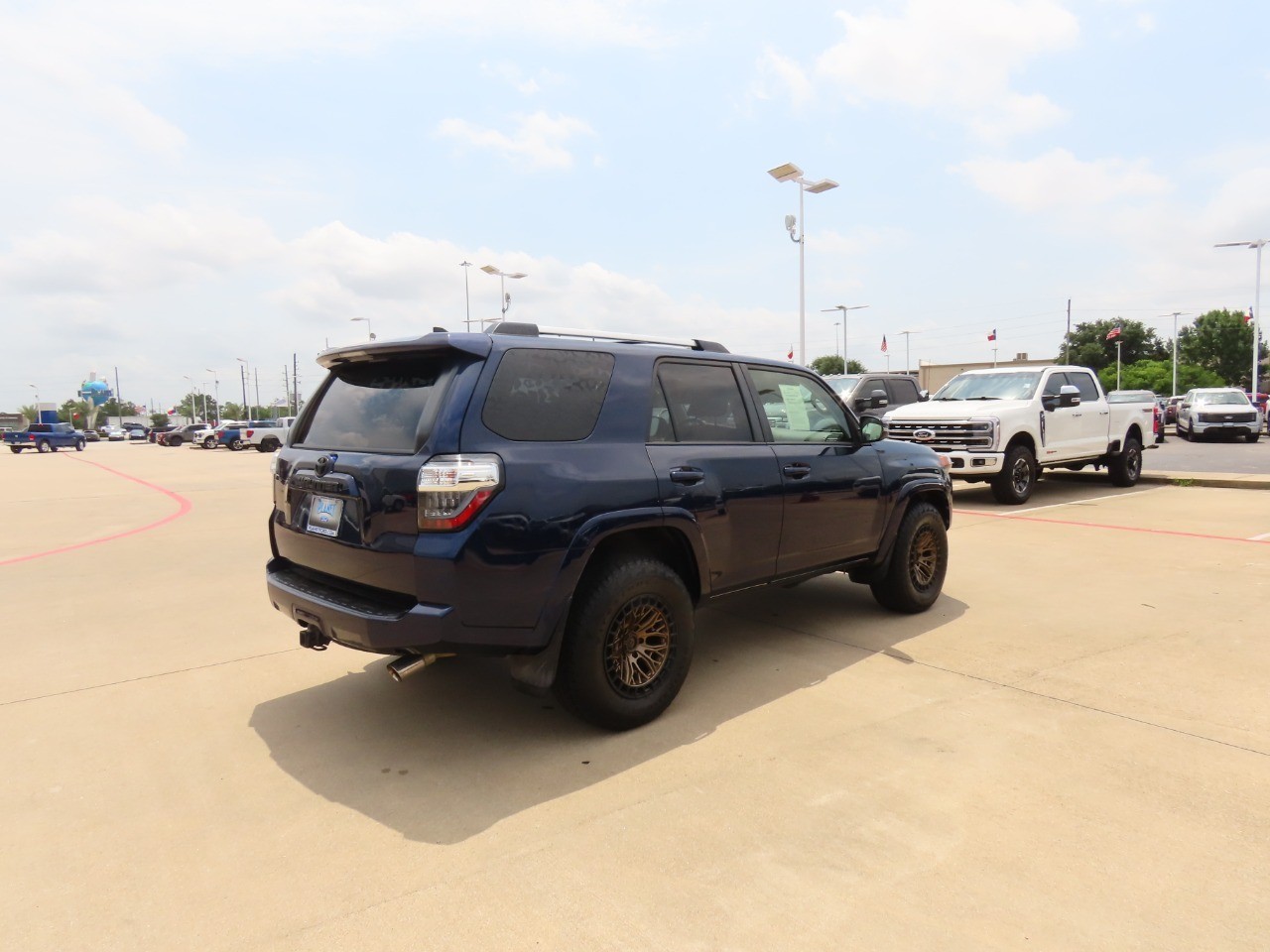 2019 Toyota 4Runner Limited 2WD (Natl) photo