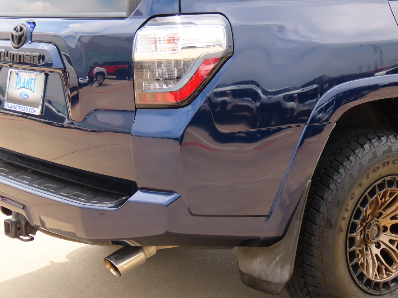 2019 Toyota 4Runner Limited 2WD (Natl) photo