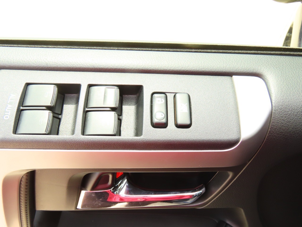 2019 Toyota 4Runner Limited 2WD (Natl) photo