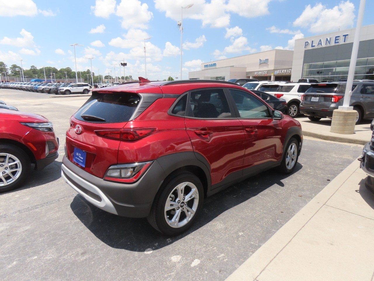 2023 Hyundai KONA SEL - 7