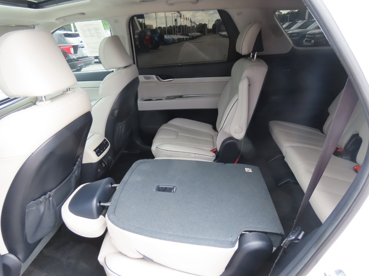 2025 Hyundai PALISADE photo 21 of 34