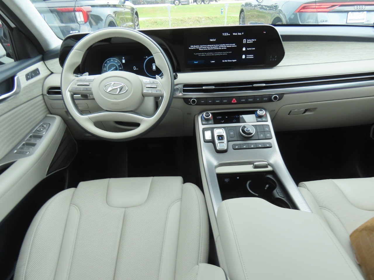 2025 Hyundai PALISADE photo 25 of 34